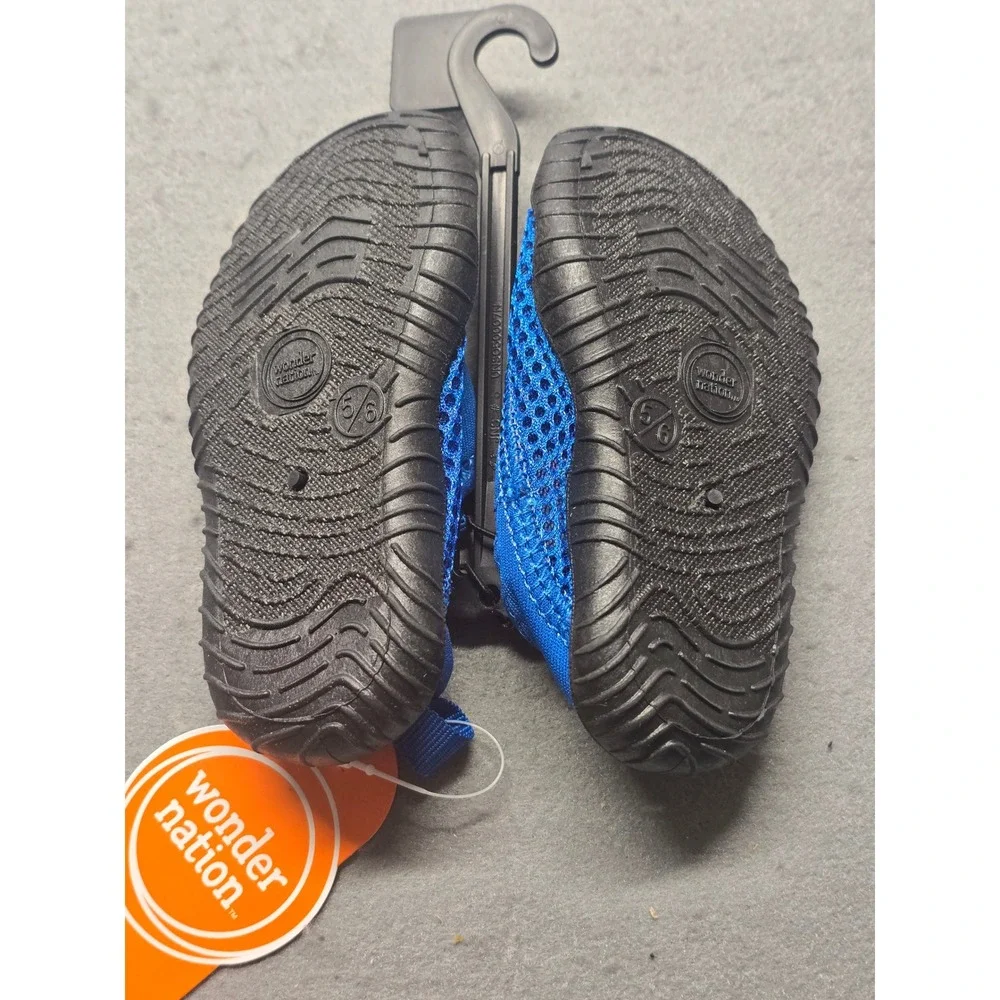 Wonder Nation Toddler Boys Blue Mesh Water Shoes Aqua Socks Size 5-6 NWT